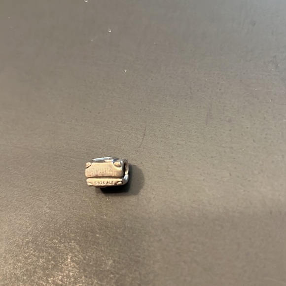Pandora Charm - Suitcase - Picture 2 of 2